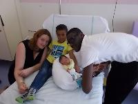 Anne-Sophie,Jules-Andr&eacute;,Alioune &agrave; la naissance d'Abdulaye (2 jours)